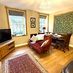 Spinners View - New Renovated - & Parking Skipton