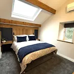 Spinners View - New Renovated - & Parking *