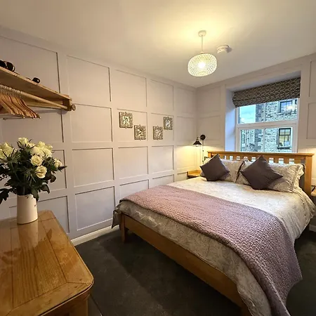 Spinners View - New Renovated - & Parking Daire