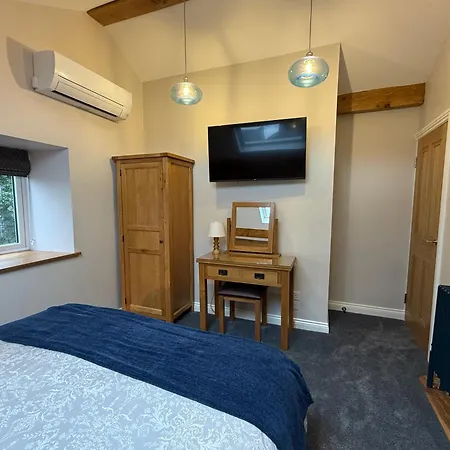 Spinners View - New Renovated - & Parking * Skipton