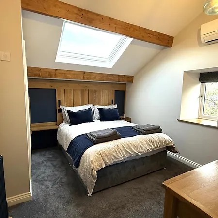 Spinners View - New Renovated - & Parking Apartament Skipton