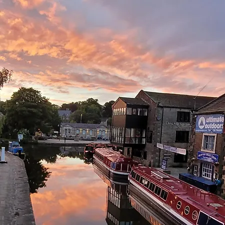 Spinners View - New Renovated - & Parking * Skipton