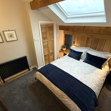 Spinners View - New Renovated - & Parking