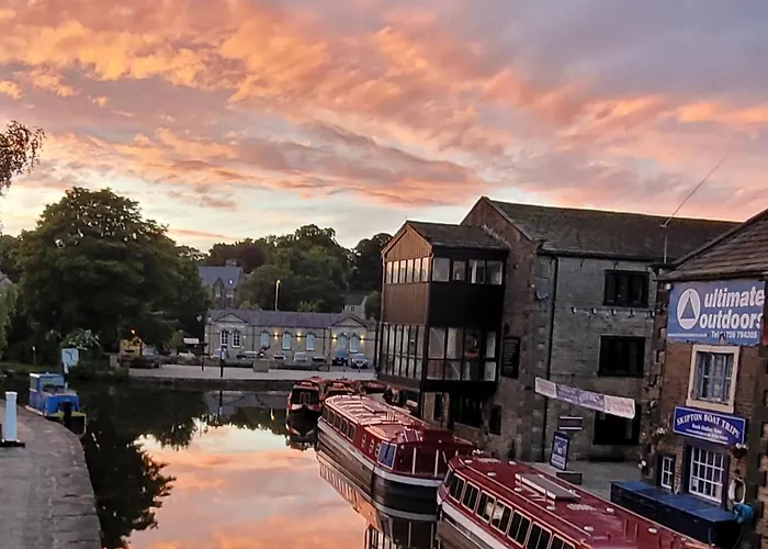 Spinners View - New Renovated - & Parking * Skipton