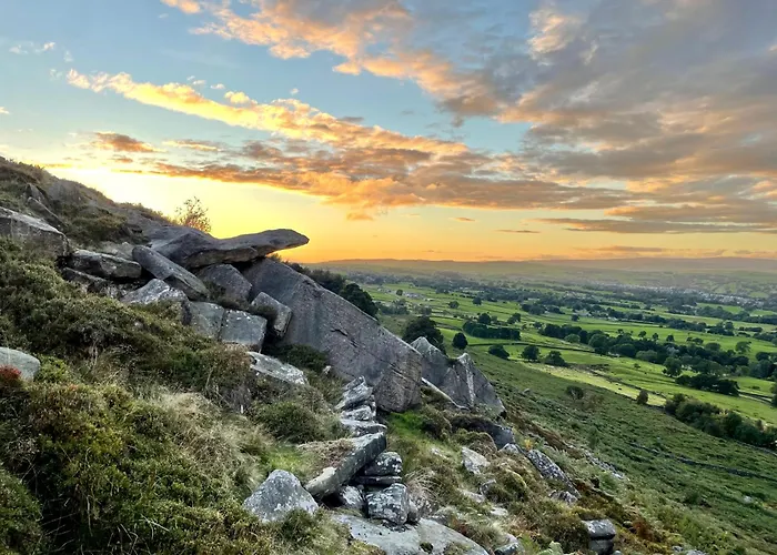 Spinners View - New Renovated - & Parking Apartman Skipton