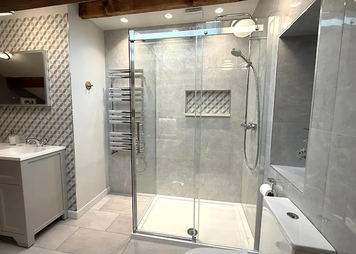 Apartman Spinners View - New Renovated - & Parking